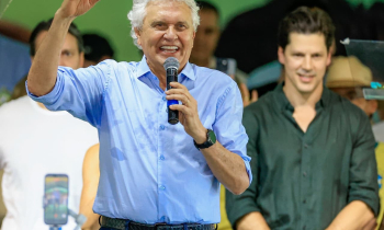 Caiado mira Wilder e diz: 